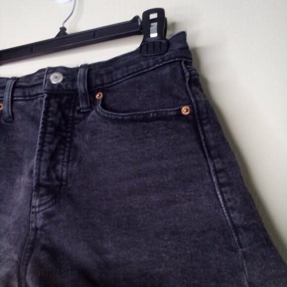 Old Navy Cut-Off Shorts Women 4 Denim Sky Hi A-Line Raw Hem Black - Picture 4 of 12